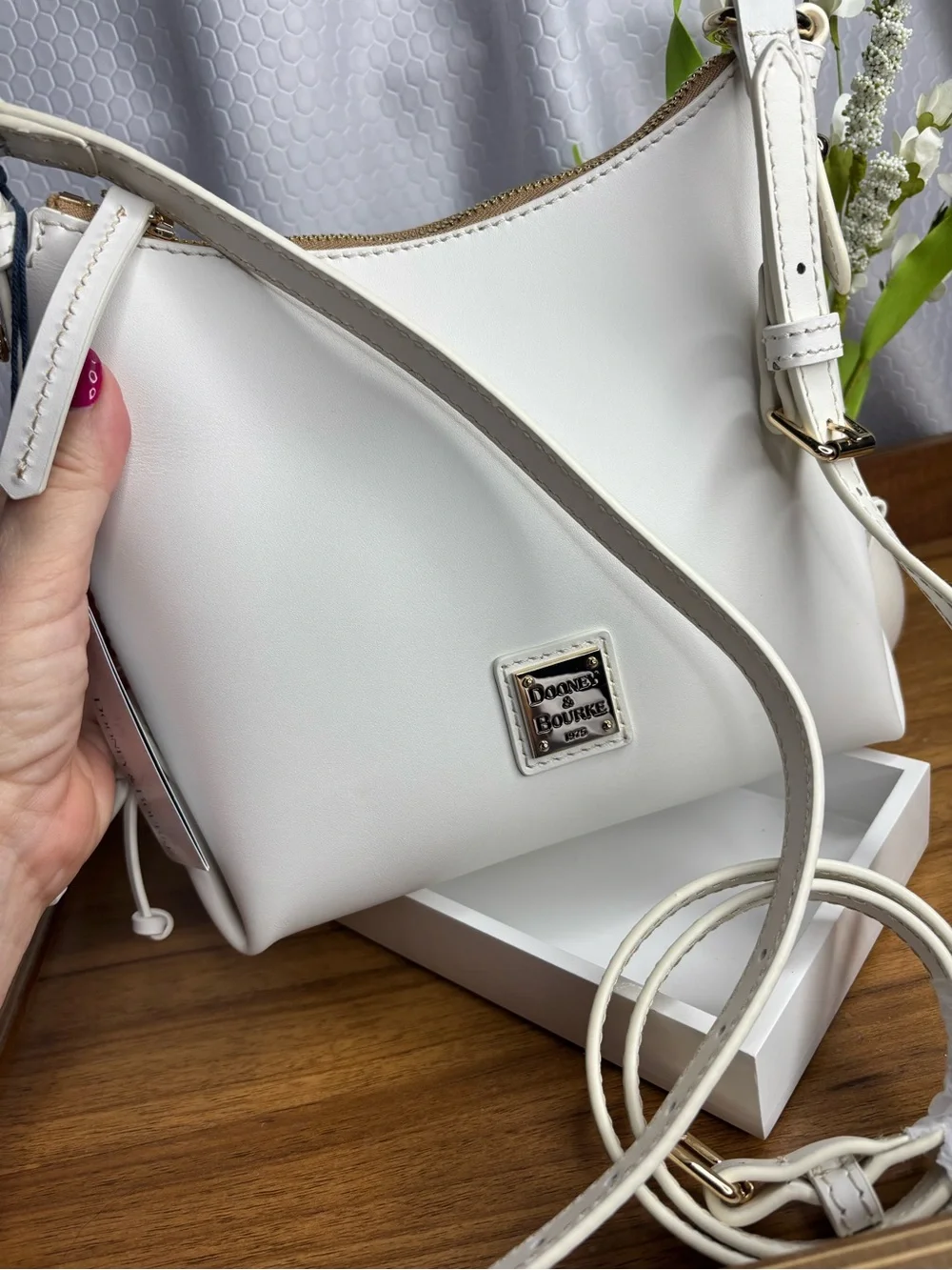 Dooney & Bourke Leather Crossbody or Shoulder Bag NWT - Picture 5 of 12